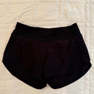 LULULEMON LIKE NEW Shorts 4"